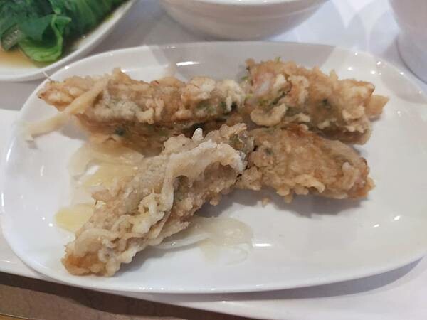 台中烏日周氏蝦捲~台鐵烏日店~台南人氣小吃~在烏日三鐵共構的