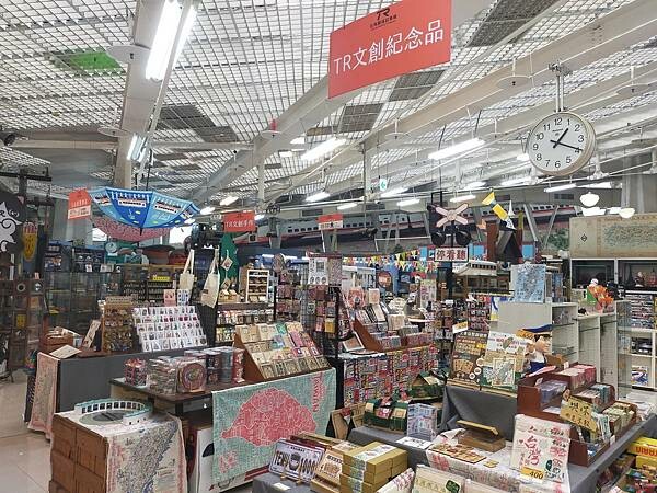 台中烏日周氏蝦捲~台鐵烏日店~台南人氣小吃~在烏日三鐵共構的