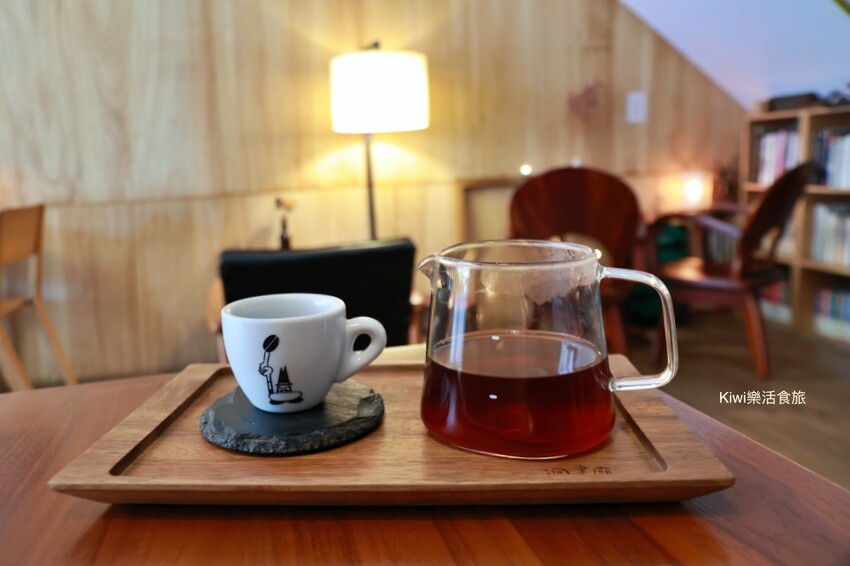 員林咖啡｜迥畫廊咖啡很有唯美復古感咖啡館，手沖咖啡、下午茶甜點都很棒，近員林基督教醫院周邊美食