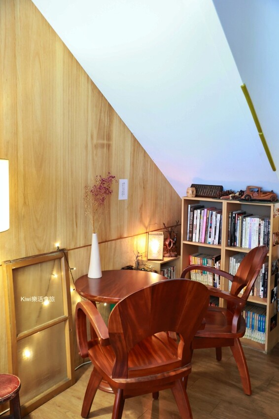 員林咖啡｜迥畫廊咖啡很有唯美復古感咖啡館，手沖咖啡、下午茶甜點都很棒，近員林基督教醫院周邊美食