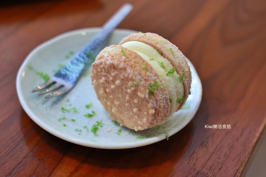 員林咖啡｜迥畫廊咖啡很有唯美復古感咖啡館，手沖咖啡、下午茶甜點都很棒，近員林基督教醫院周邊美食