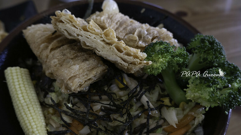山野蔬食 !鐵道旁的日風丼飯/拉麵專賣