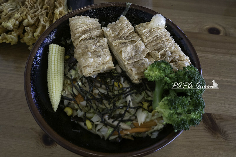 山野蔬食 !鐵道旁的日風丼飯/拉麵專賣