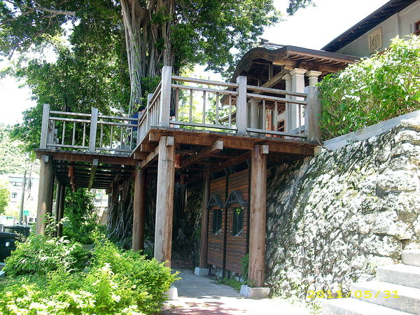 高雄武德殿(振武館)：文化公車遊趣(四)~武德殿及周邊