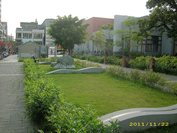 高雄武德殿(振武館)：文化公車遊趣(四)~武德殿及周邊