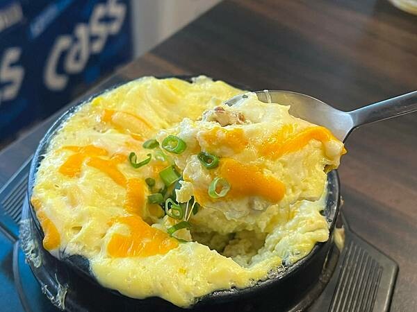 （台中韓式餐廳）燒酒杯韓式餐酒館～料好實在豆腐鍋、卡滋韓式起