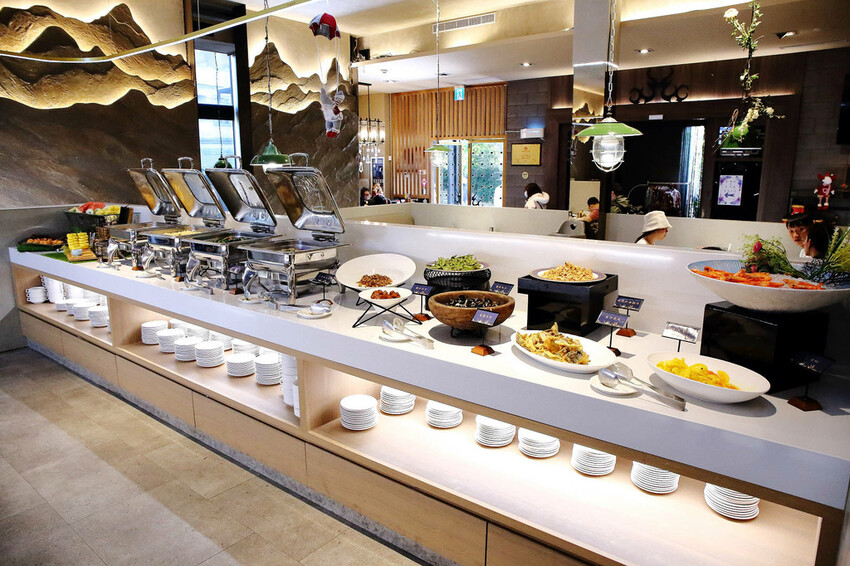 穿越川粵百匯，桃園港點吃到飽推薦，桃園CP值最強「川菜＋港點