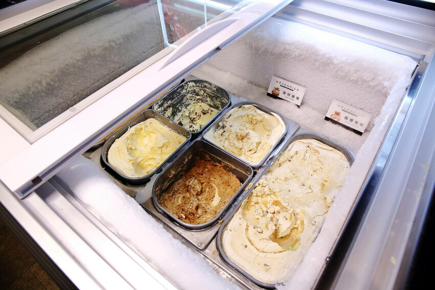 穿越川粵百匯，桃園港點吃到飽推薦，桃園CP值最強「川菜＋港點