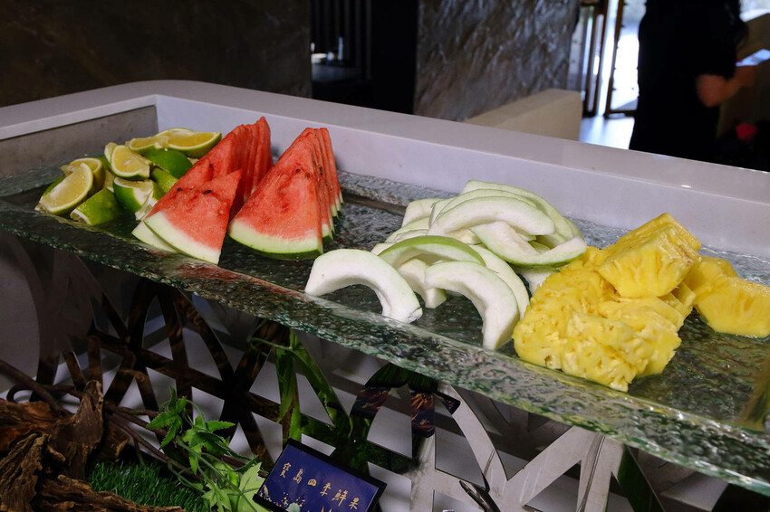 穿越川粵百匯，桃園港點吃到飽推薦，桃園CP值最強「川菜＋港點