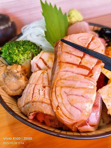 /tmp/phpHfiZ7R /tmp/phpHfiZ7R