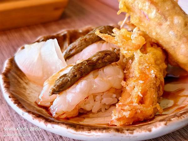 /tmp/phpou7ar8 /tmp/phpou7ar8