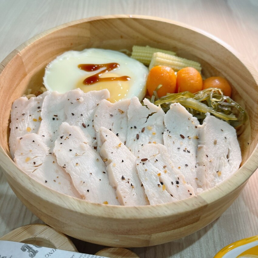 桃園中原大學早午餐推薦— 6：35 Brunch中原店，超強炒泡麵和蘿蔔糕，不用跑台北就吃得到