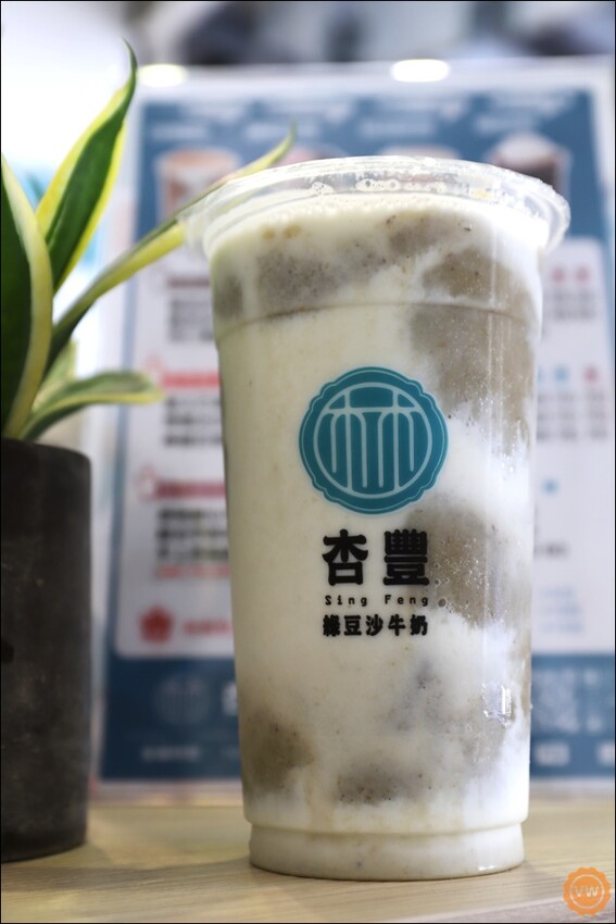 台中綠豆沙、綠豆沙牛奶推薦：杏豐綠豆沙牛奶-進化店