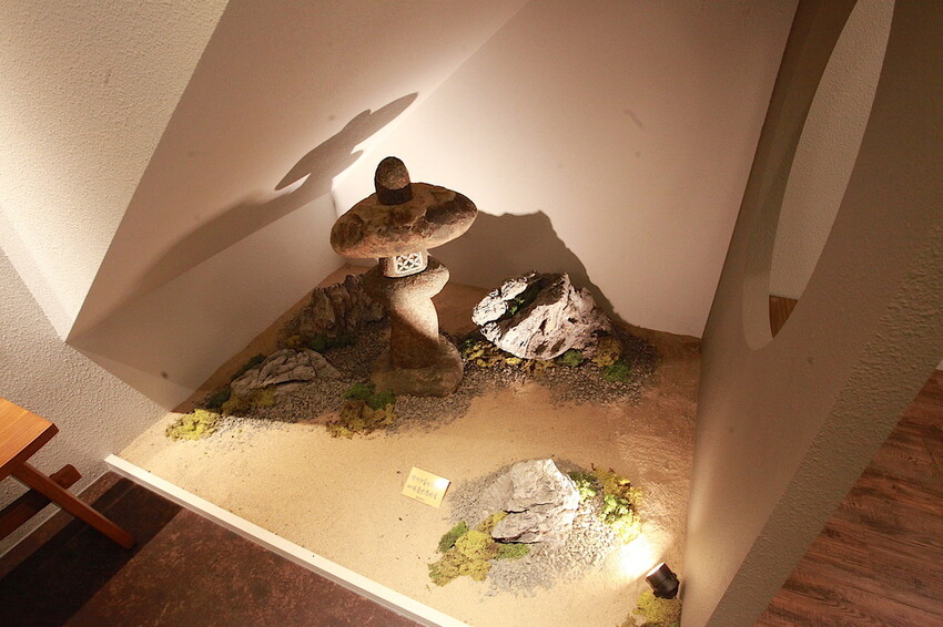 台南市中西區吃。台南市｜中西區。「森一男豚骨拉麵」置身在河樂廣場旁剛開幕半年日式拉麵專門店「森一男豚骨拉麵」。