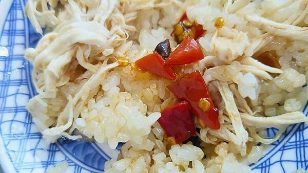 嘉義梁雞肉飯｜隱藏在巷弄裡評價爆高的板橋雞肉飯