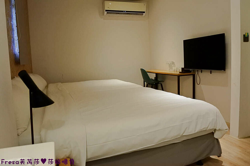 高雄飯店【小承輕旅】美麗島捷運站交通轉乘超方便！舒適溫暖家庭客房.六合夜市步行即抵│高雄青旅│南華商圈 - Fresa芙芮莎♥莎旅憶食
