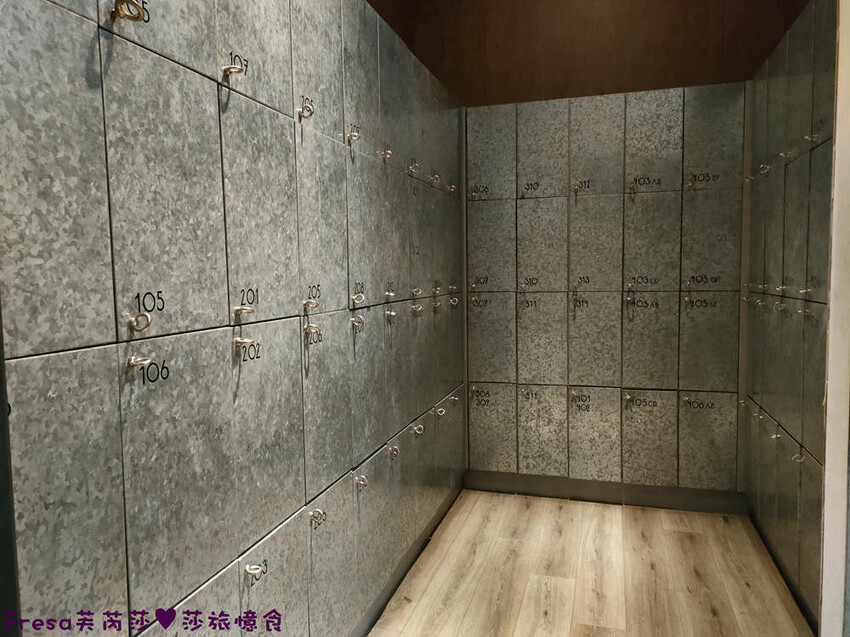 高雄飯店【小承輕旅】美麗島捷運站交通轉乘超方便！舒適溫暖家庭客房.六合夜市步行即抵│高雄青旅│南華商圈 - Fresa芙芮莎♥莎旅憶食