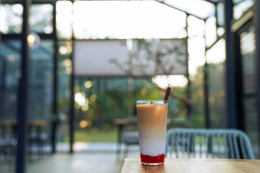 屏東縣潮州鎮【屏東潮州|美食】旅 X 潮州 Homestay & Café。採全預約制,屏東潮州透明屋咖啡廳,遠眺大武山美景