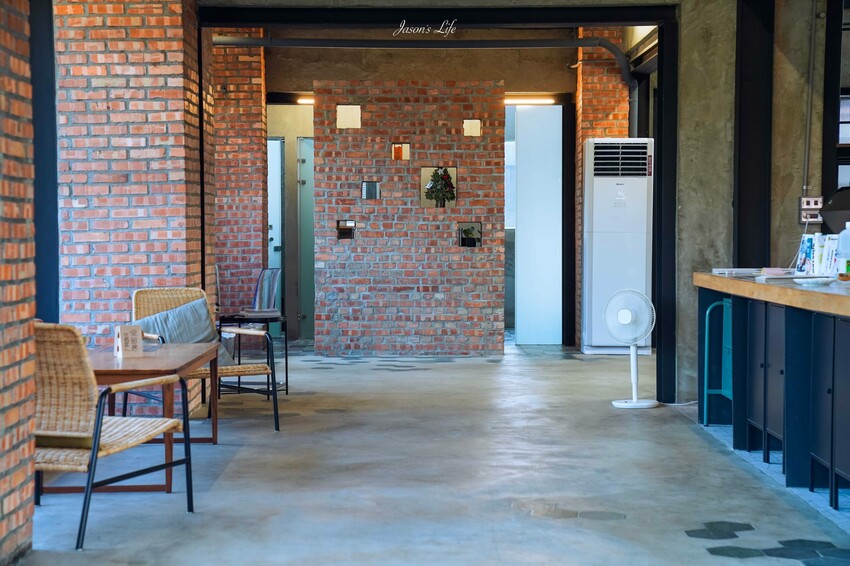 屏東縣潮州鎮【屏東潮州|美食】旅 X 潮州 Homestay & Café。採全預約制,屏東潮州透明屋咖啡廳,遠眺大武山美景