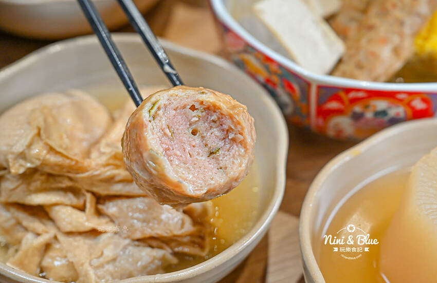 台中大里燒肉丼飯，還有熱湯免費續~對面就有停車場