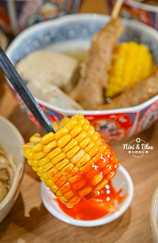 台中大里燒肉丼飯，還有熱湯免費續~對面就有停車場