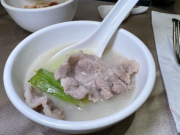 [大直美食] 奇岩一號-萬豪店 川湘料理餐廳 必點剁椒魚頭 稻香大地牛 台北中式料理 #大直劍南路站美食 @蛋寶