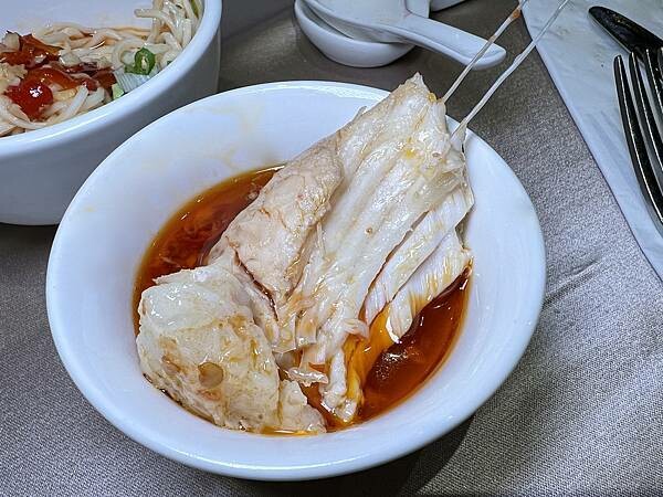 [大直美食] 奇岩一號-萬豪店 川湘料理餐廳 必點剁椒魚頭 稻香大地牛 台北中式料理 #大直劍南路站美食 @蛋寶