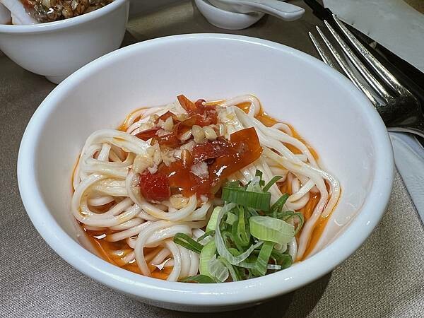 [大直美食] 奇岩一號-萬豪店 川湘料理餐廳 必點剁椒魚頭 稻香大地牛 台北中式料理 #大直劍南路站美食 @蛋寶