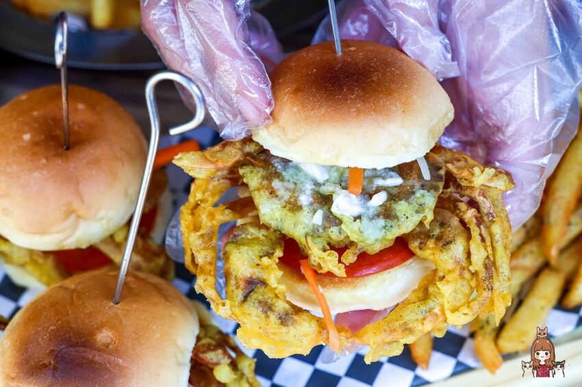 【台北美食】Retro House 美式餐廳，信義區美式漢堡推薦