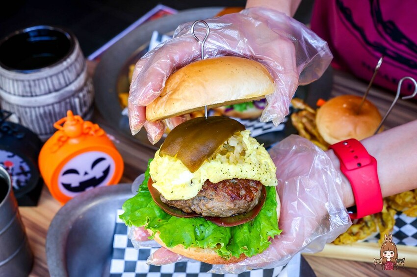 【台北美食】Retro House 美式餐廳，信義區美式漢堡推薦