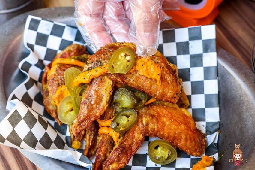 【台北美食】Retro House 美式餐廳，信義區美式漢堡推薦