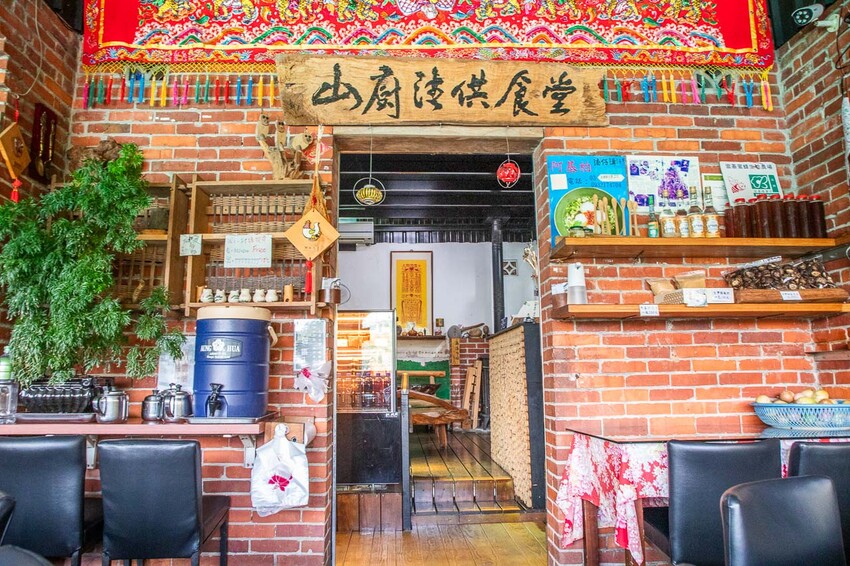 桃園市大溪區湳仔溝14號無菜單料理｜很會藏！隱身半山腰超平價無菜單料理