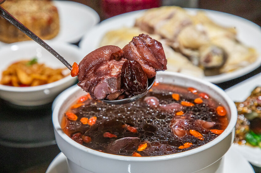 桃園市大溪區湳仔溝14號無菜單料理｜很會藏！隱身半山腰超平價無菜單料理