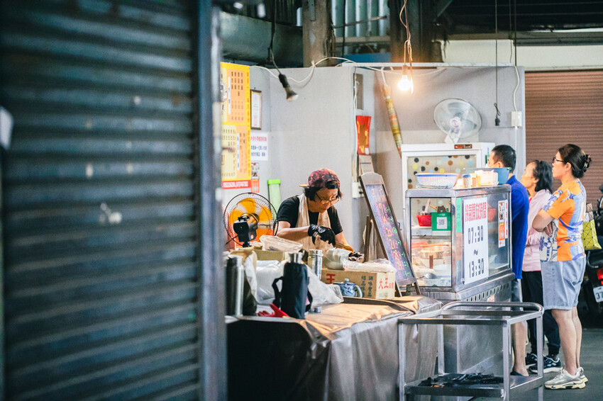 鳳山兵仔市無名魚皮湯，在地人狂推美味秘境。