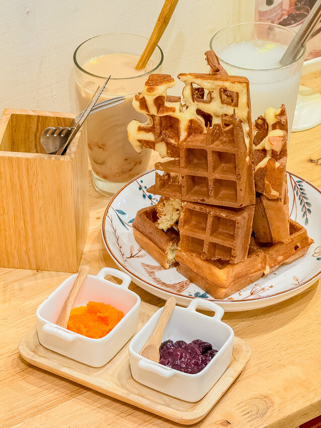 鳳山兵仔市無名魚皮湯，在地人狂推美味秘境。