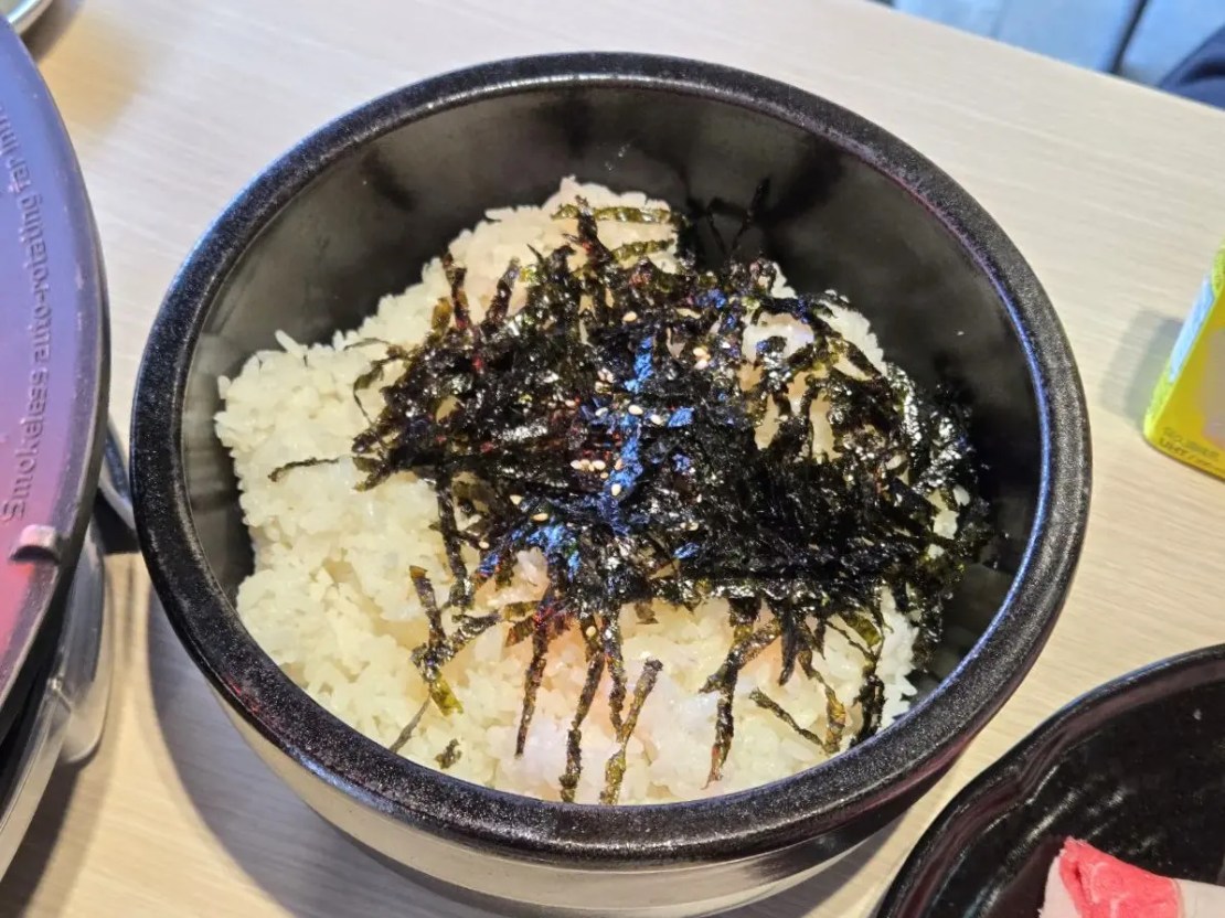 燒桶子｜秘製豬肉甕太銷魂！雙人套餐超澎湃！桃園燒肉推薦、桃園聚餐推薦、桃園美食推薦、桃園韓式推薦