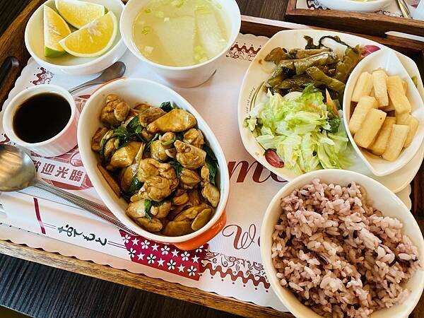 ||吃。花蓮|| 幸福食客 漂亮庭園精緻好吃的中式套餐