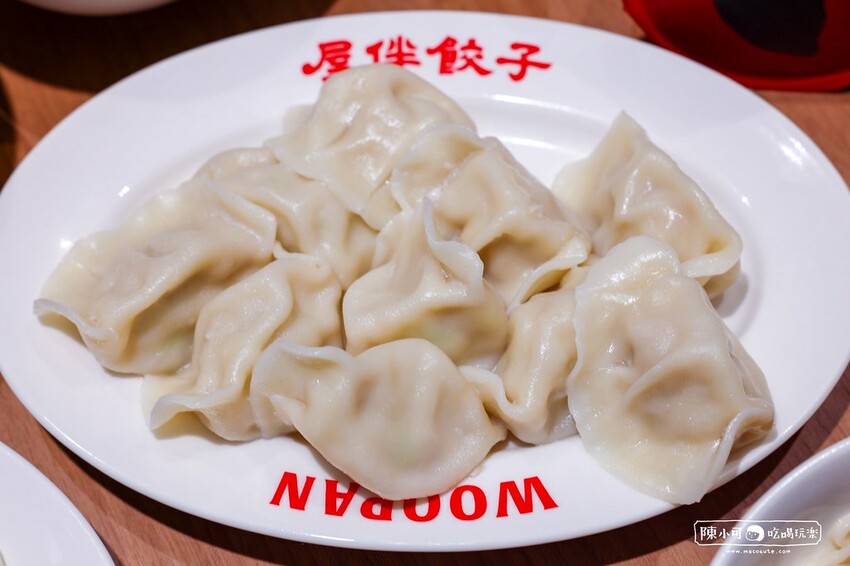 【台北美食】屋伴餃子WOOPAN,士林夜市好吃鍋貼水餃推薦!
