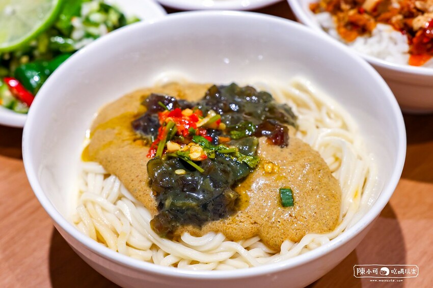 【台北美食】屋伴餃子WOOPAN,士林夜市好吃鍋貼水餃推薦!