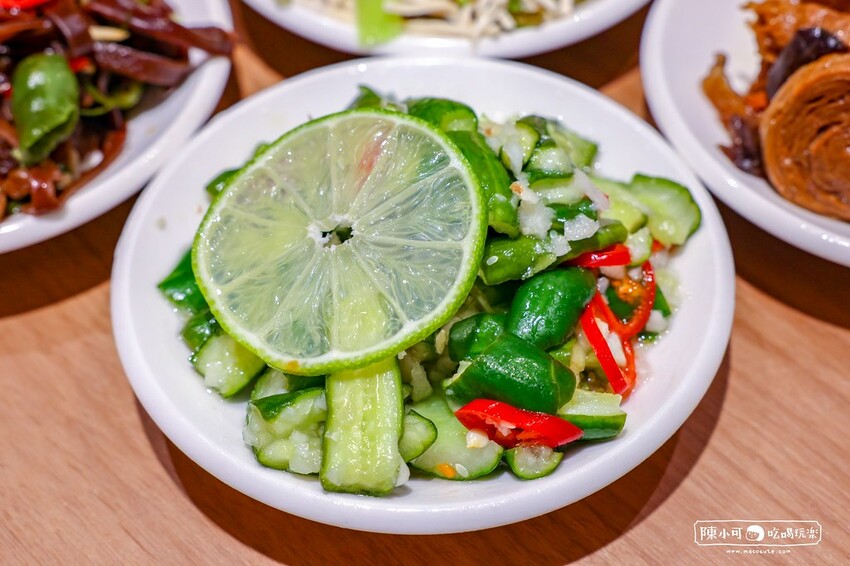 【台北美食】屋伴餃子WOOPAN,士林夜市好吃鍋貼水餃推薦!
