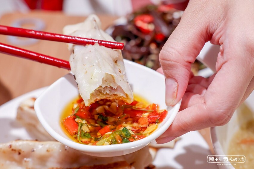 【台北美食】屋伴餃子WOOPAN,士林夜市好吃鍋貼水餃推薦!