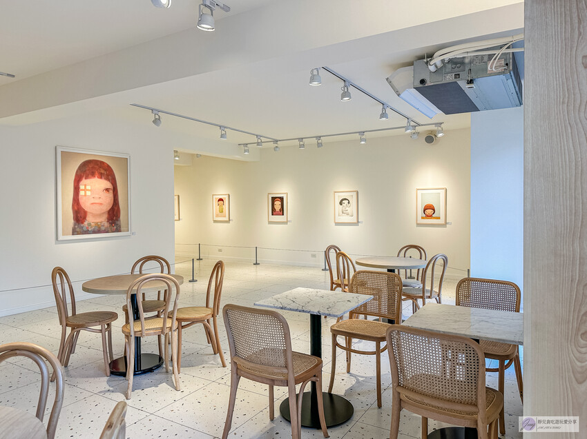 桃園市桃園區桃園美食-MINI.D COFFEE-隱藏巷弄內！歐式英倫風咖啡廳，低消一杯飲品不限時文藝空間/鄰近藝文特區