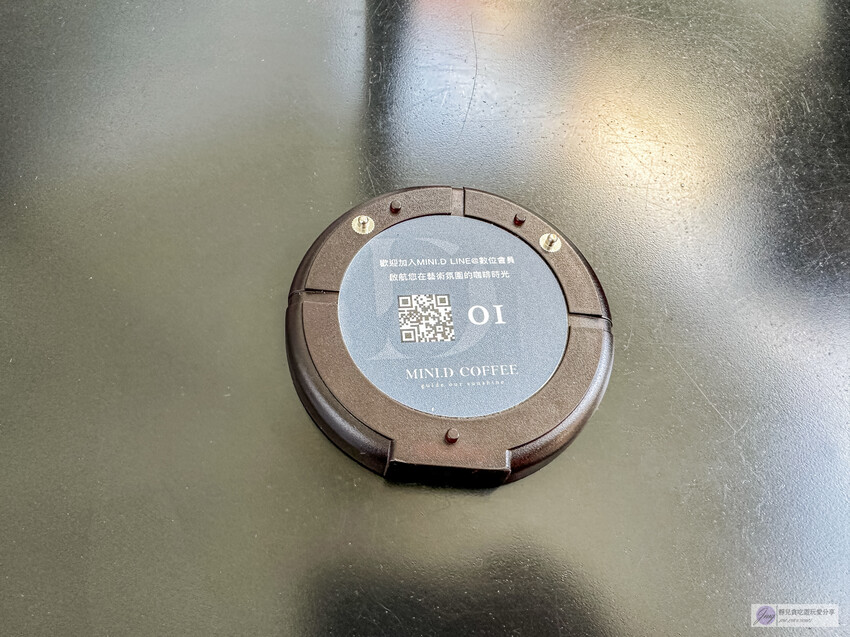 桃園市桃園區桃園美食-MINI.D COFFEE-隱藏巷弄內！歐式英倫風咖啡廳，低消一杯飲品不限時文藝空間/鄰近藝文特區