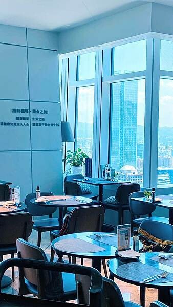 IMG_5560 (1).jpg IMG_5560 (1).jpg