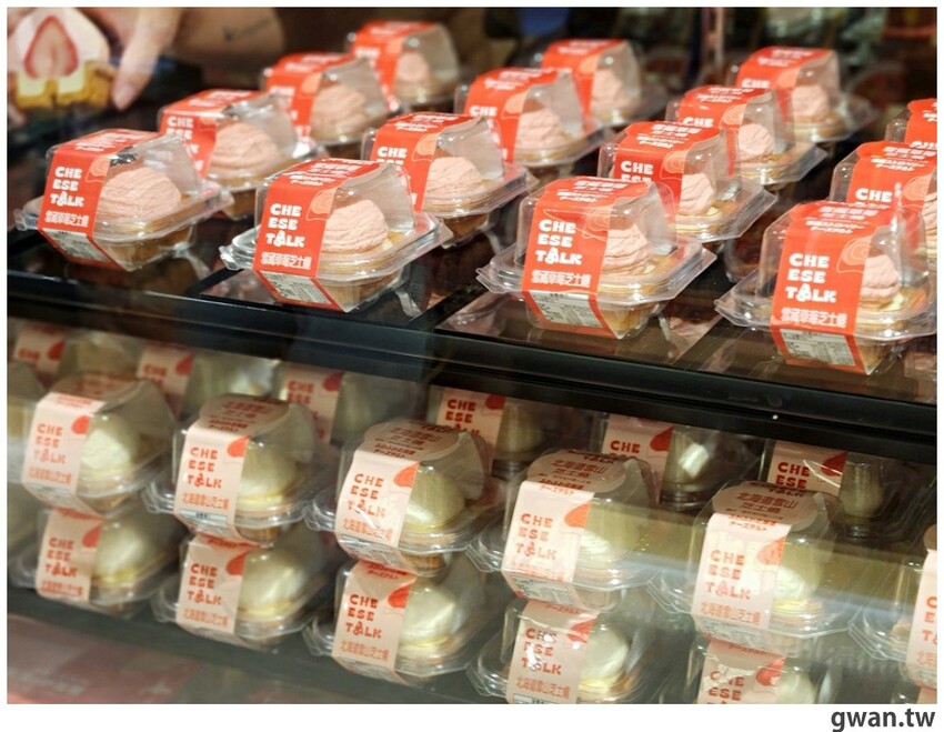 全台首間芝士燒快閃店,不到四小時就完售!老闆準備多一點啦~