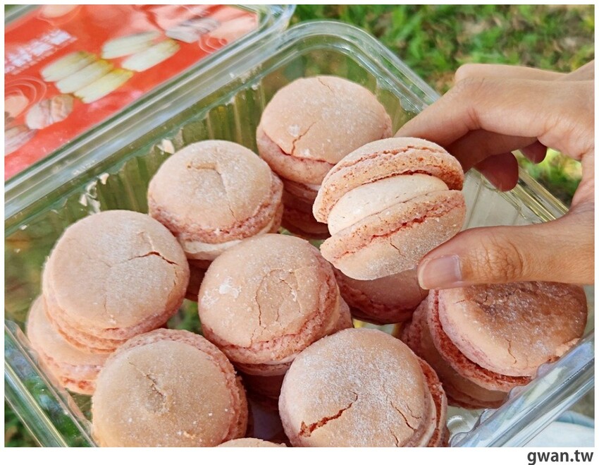 全台首間芝士燒快閃店,不到四小時就完售!老闆準備多一點啦~