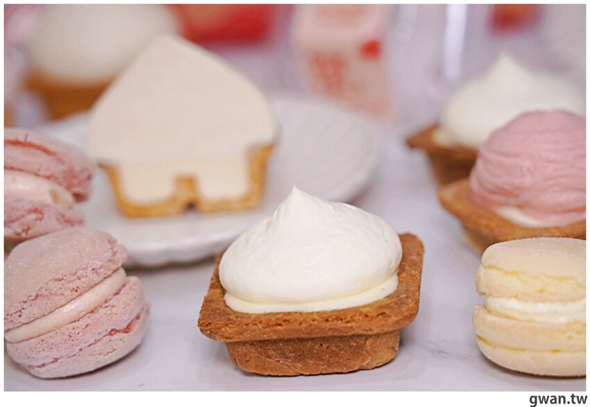 全台首間芝士燒快閃店,不到四小時就完售!老闆準備多一點啦~