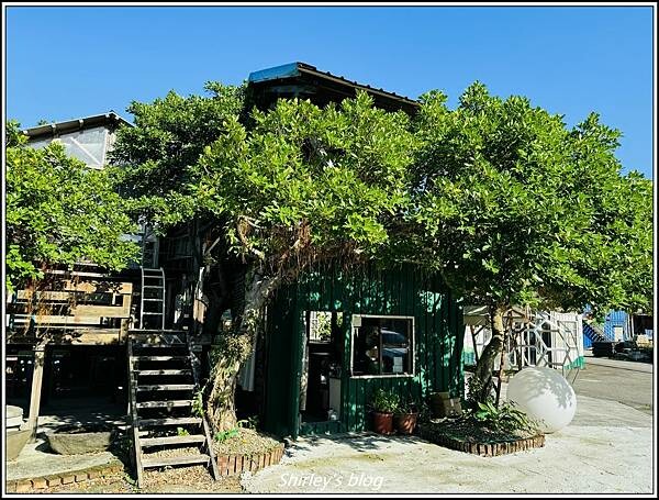 新北萬里 ‧ 樹下食光(童趣樹屋咖啡廳/簡餐/咖啡/甜點)