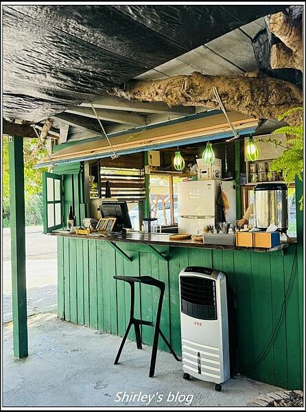 新北萬里 ‧ 樹下食光(童趣樹屋咖啡廳/簡餐/咖啡/甜點)