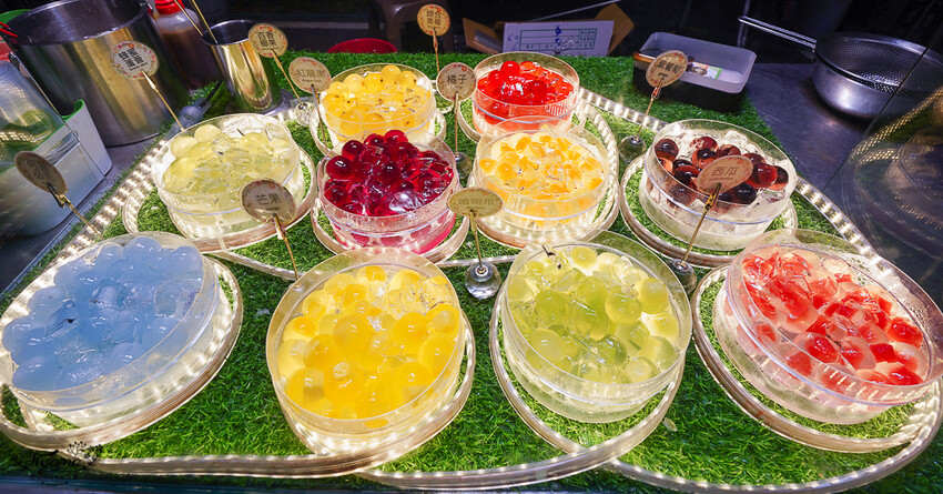 大益夜市：台南夜市4567來大益，南紡斜對面的好吃好玩的台南新夜市！！ @緹雅瑪 美食旅遊趣